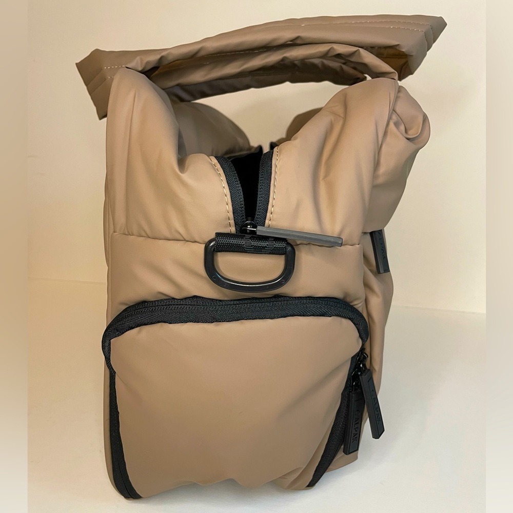Padded Tote Bag in Taupe - Picture 4 of 7